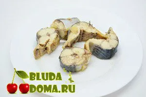 Печена скумрия във фурната, колко вкусна печена скумрия във фурната във фолио