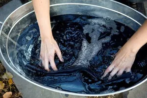 Hogyan és mit lehet lemosni friss ruhákat és alvadt vér