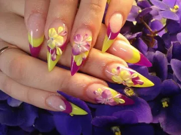 Nail Design flori lalele, flori de cires, maci, fiecare organism