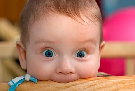 Откъде знаеш, че бебето му растат зъби Основните симптоми