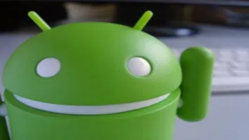 Как да възстановите контакти на Android