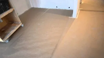 Hogyan védi a padló alatt a javítás