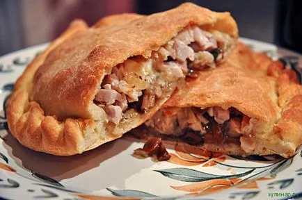 Calzone cu carne de pui si ciuperci, oameni site-ul de gătit - cele mai bune rețete cu fotografii