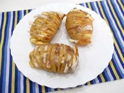 Картофи на фурна в фолио - рецепти със снимки