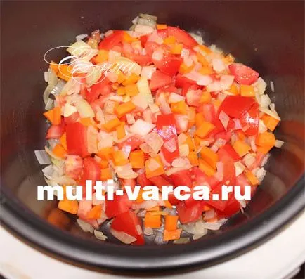 Картофи с кайма и домати в multivarka