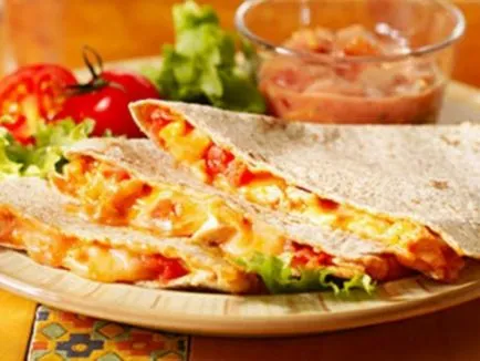 Quesadillas - tortilla mexicana cu umplutura de branza