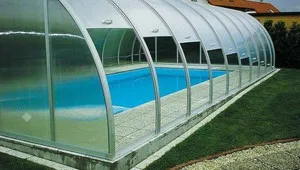 Piscină acoperită pe o reședință de vară foto și diferențele piscine modele