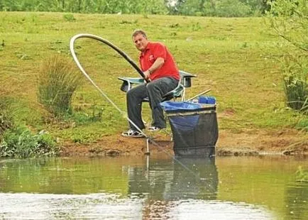 Pescuitul cu momeală volantei în timpul caracuda, sumbră, babușcă, plătică și crap