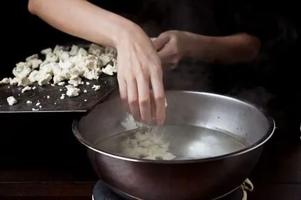 Mozzarella la pas acasă cu reteta pas