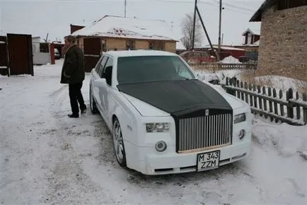 Обикновен човек, направил Rolls-Royce на стария Мерцедес в гаража си