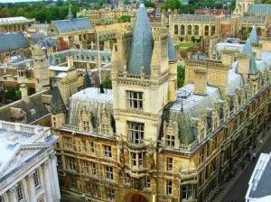 Nyaralás gyerekekkel AHI (Cambridge) - útvonal a városon keresztül, kollégiumok Cambridge - üdülés gyerekekkel