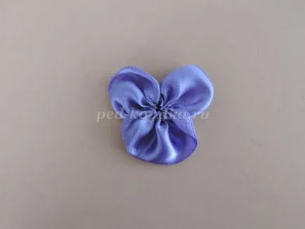 Panouri realizate din materiale textile „buchet de violete“, cu propriile sale mâini