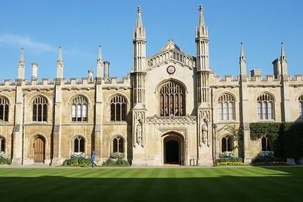 Călătoria de la Londra la Cambridge, a se vedea în Cambridge, știu în străinătate