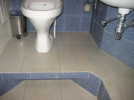 Distanța de la toaletă pe perete ca o mișcare într-un alt loc, cum se ridica de pe podea, la coloana ascendentă
