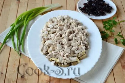 Birch saláta csirkével és szilva - lépésről lépésre recept fotók