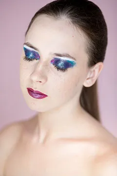 Însuși up artist, make-up curs