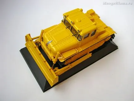 lama de casa pentru modelul de tractor Death 250 (Hachette)