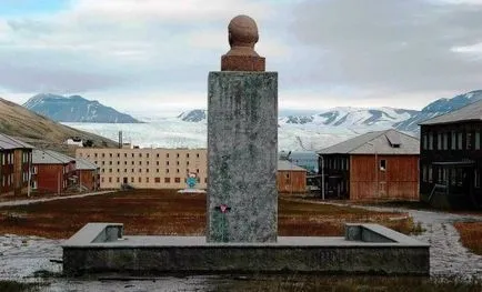 Svalbard - Útikalauz, fotók, épületek