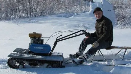 Motorosszán kapcsolódási magát földművelő