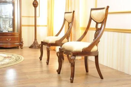 Столове за хола на меките столове с подлакътници Беларус, красива бяла стая в къщата, мебели