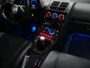 Tuning interior VAZ-2112 cu propriile sale mâini opțiuni fotografie videinstruktsiya