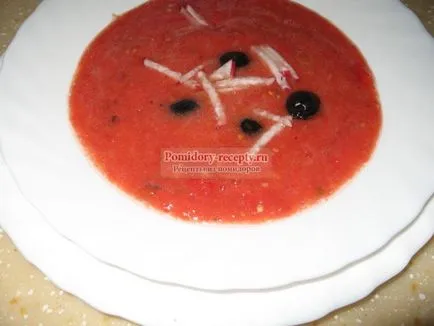 Студената супа гаспачо с домати