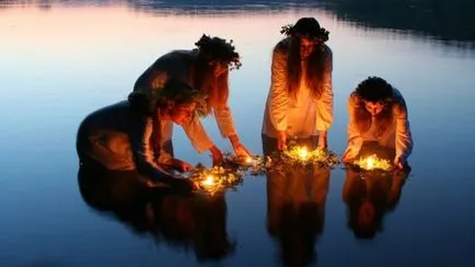 Ha a virágok páfrány szokások, hagyományok és rituálék a nyaralás Ivan Kupala