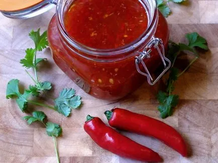 Csípős paprika téli receptek pácolt, fűszeres, egyszerű megőrizni, sterilizálás nélküli,