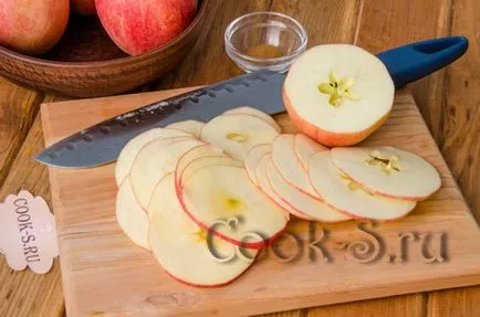 Apple chipek a sütőben - a recept egy fotó