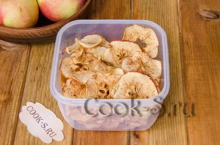 Apple chipek a sütőben - a recept egy fotó