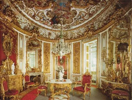 Linderhof kastély Bajorországban, a történelem és az építészet