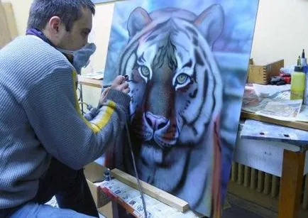 Airbrushing saját kezét - tanácsadás a fiatal művészek