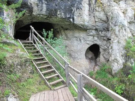 Denisova пещера е най-древните в Алтай