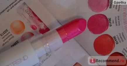 Ruj de buze avon multe Kisses - „Avon saruturi ruj multe normală ca un întreg