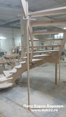 Cum de a face din lemn fabrica de mobila Papa Carlo - Papa Carlo fabrica de tamplarie