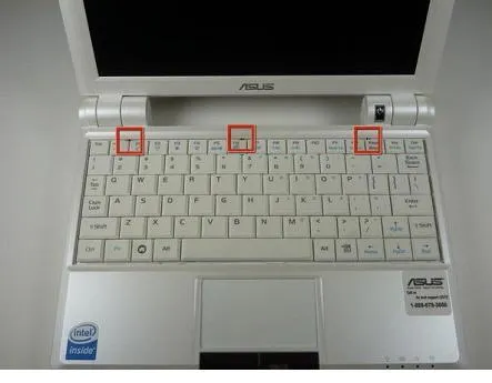 Cum să demontați laptop-ul Asus Eee PC 900 touchpad-ul de înlocuire, ecranul și camera web