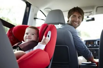 Hogyan válasszuk ki a gyermekülés az autó kategóriában, a biztonság, a kényelem