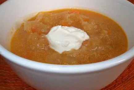 Cum de a găti supă de varză cu varza murata