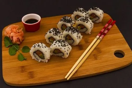 Kaphatok egy terhes tekercs és sushi