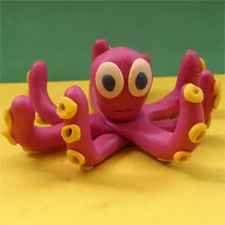 Октопод от пластелин