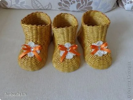 Плетени саксии под формата на чехли