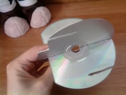 Поставки за писалки от CD-ROM устройството