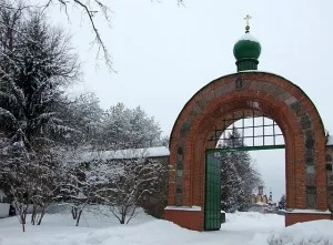 Pühtitsa манастир - историята и красотата на храмовете от древни времена, поклонения организация