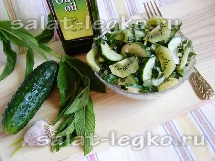 Saláta kiwi, uborka és menta recept egy fotó
