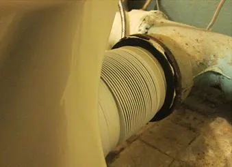 Flowing cauze de toaletă și remedii, instalați sistemul de canalizare rural