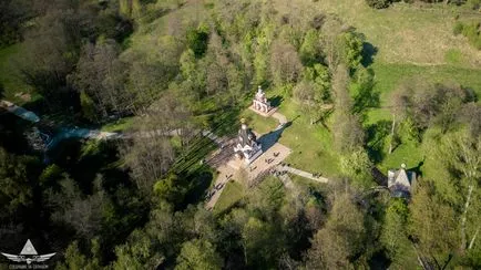 Szent tavasz Saint Davida Chehovsky területen, közel a falu Talezh