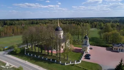 Szent tavasz Saint Davida Chehovsky területen, közel a falu Talezh