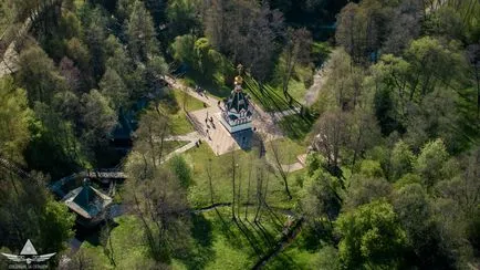 Szent tavasz Saint Davida Chehovsky területen, közel a falu Talezh