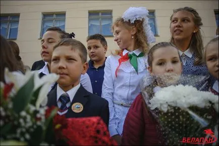 A „normál oktatási rendszerben,” kezdte az új tanév