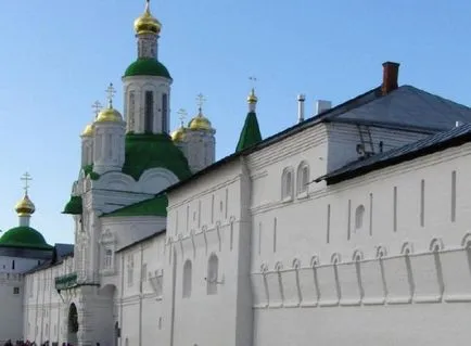 Manastirea Makaryev istorie traseu, descriere, arhitectură